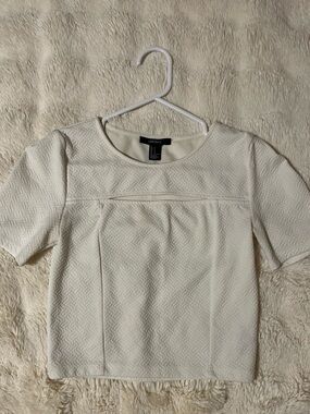 Forever 21 White Short Sleeve Textured Crop Top